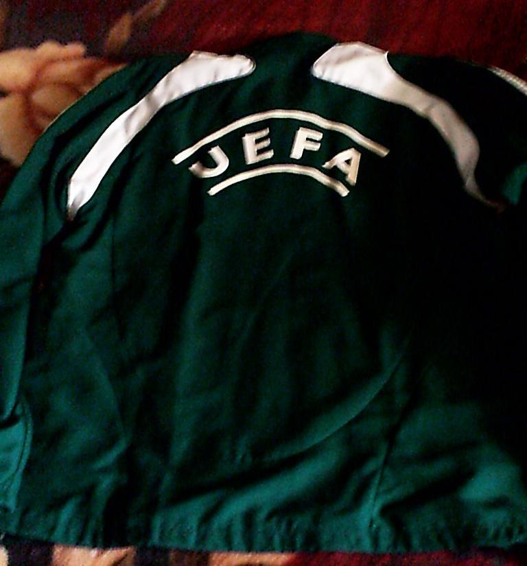 Спортивная легкая куртка ADIDAS UEFA. 2