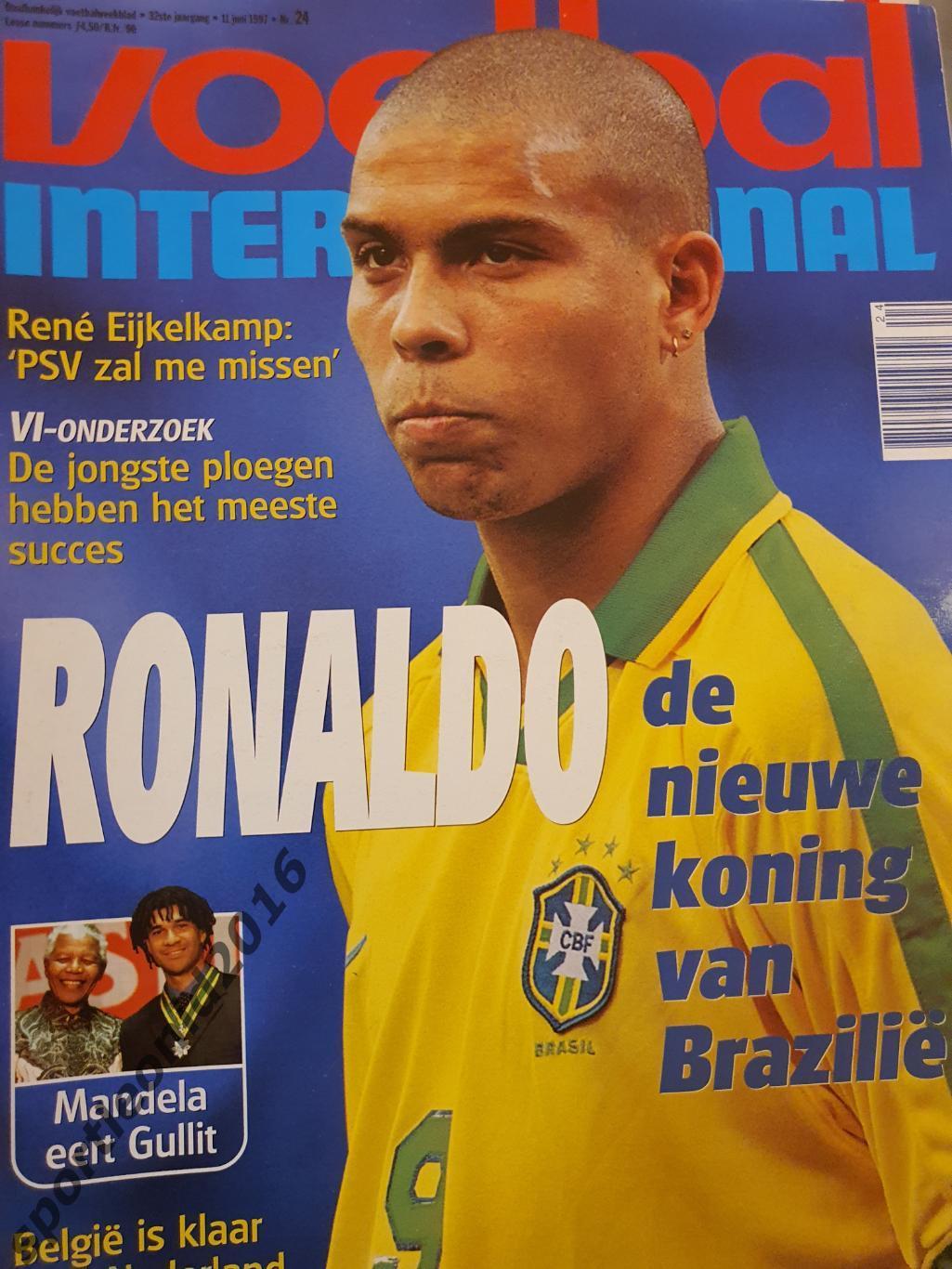 Voetbal International 1998-2000 годов выпуска.17 журналов.2 7