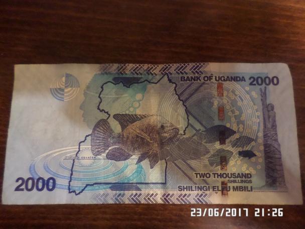 2000 шиллингов Уганда 1