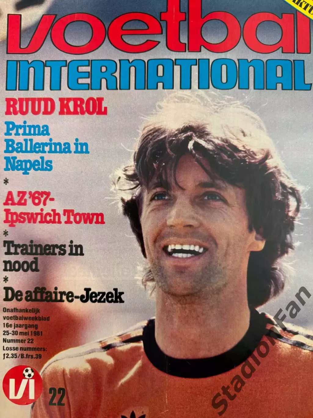 8 журналов Voetbal nr.18,19,20,21,22,23,24,44-1981