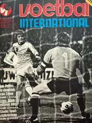 2 журнала Voetbal nr.13,15 - 1977
