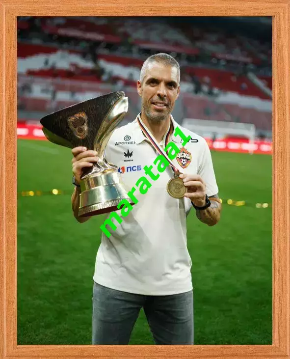фоторамка Фабио Челестини – тренер ПФК ЦСКА, выигравший титул в первом же матче