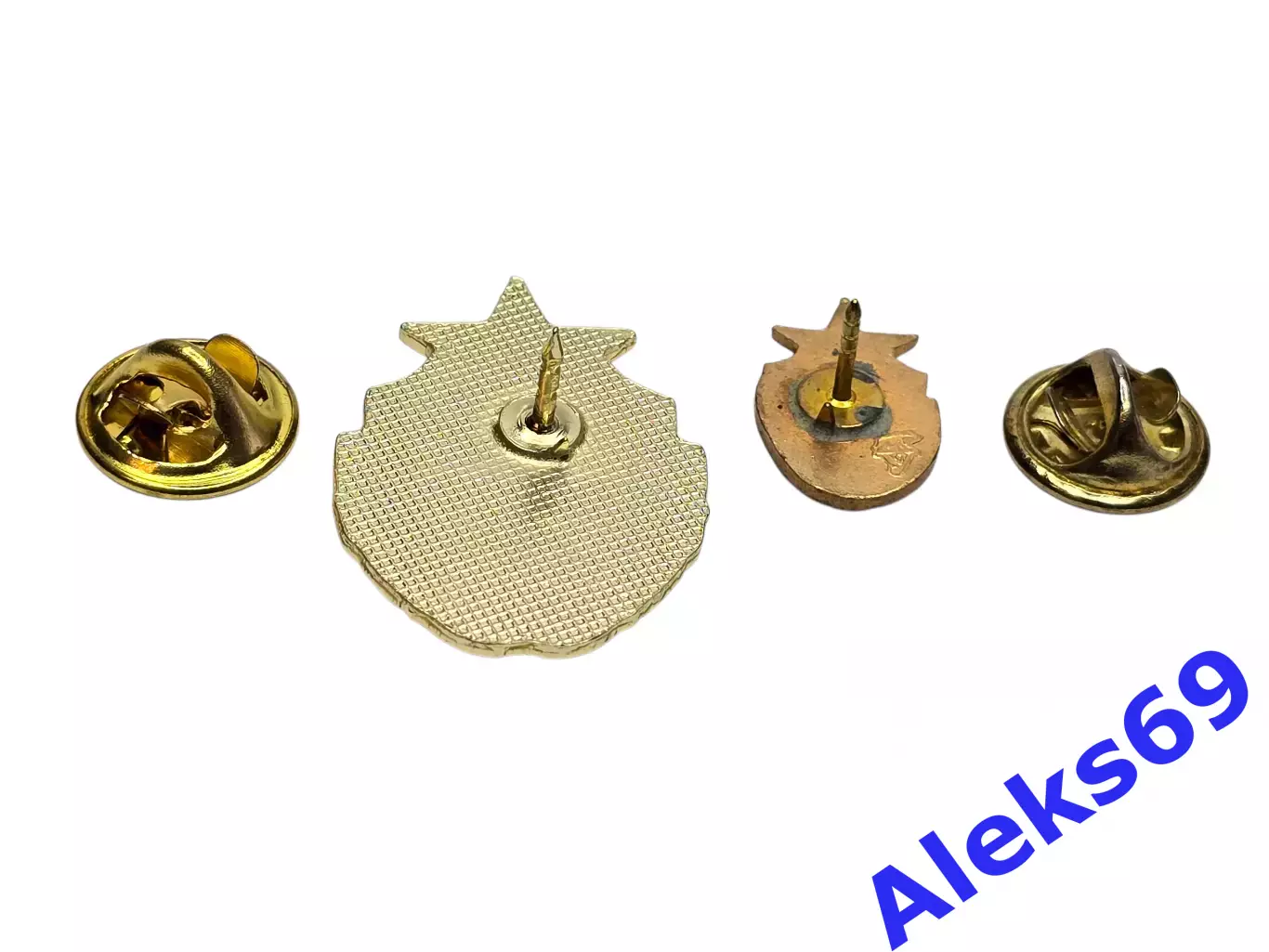 Два знака - Футбольный клуб ЦСКА (Москва). Крепление - цанга. 1