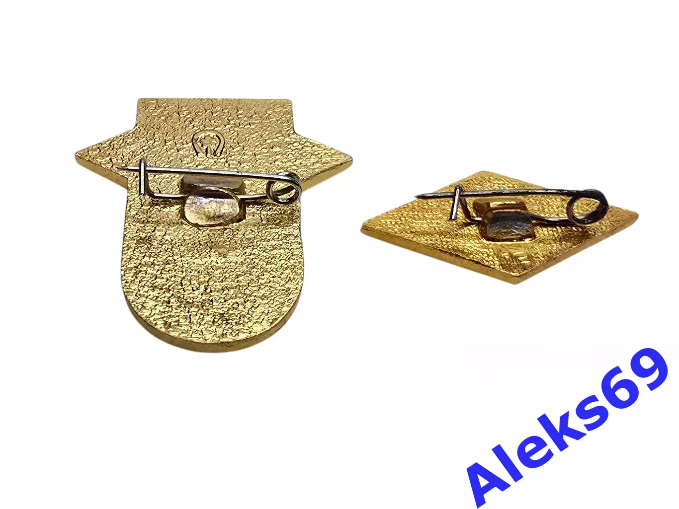 Два значка Спартак. Металл. ХХ век. 1