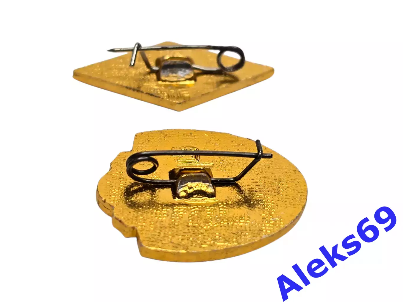 Два значка Спартак. Металл. ХХ век. 1