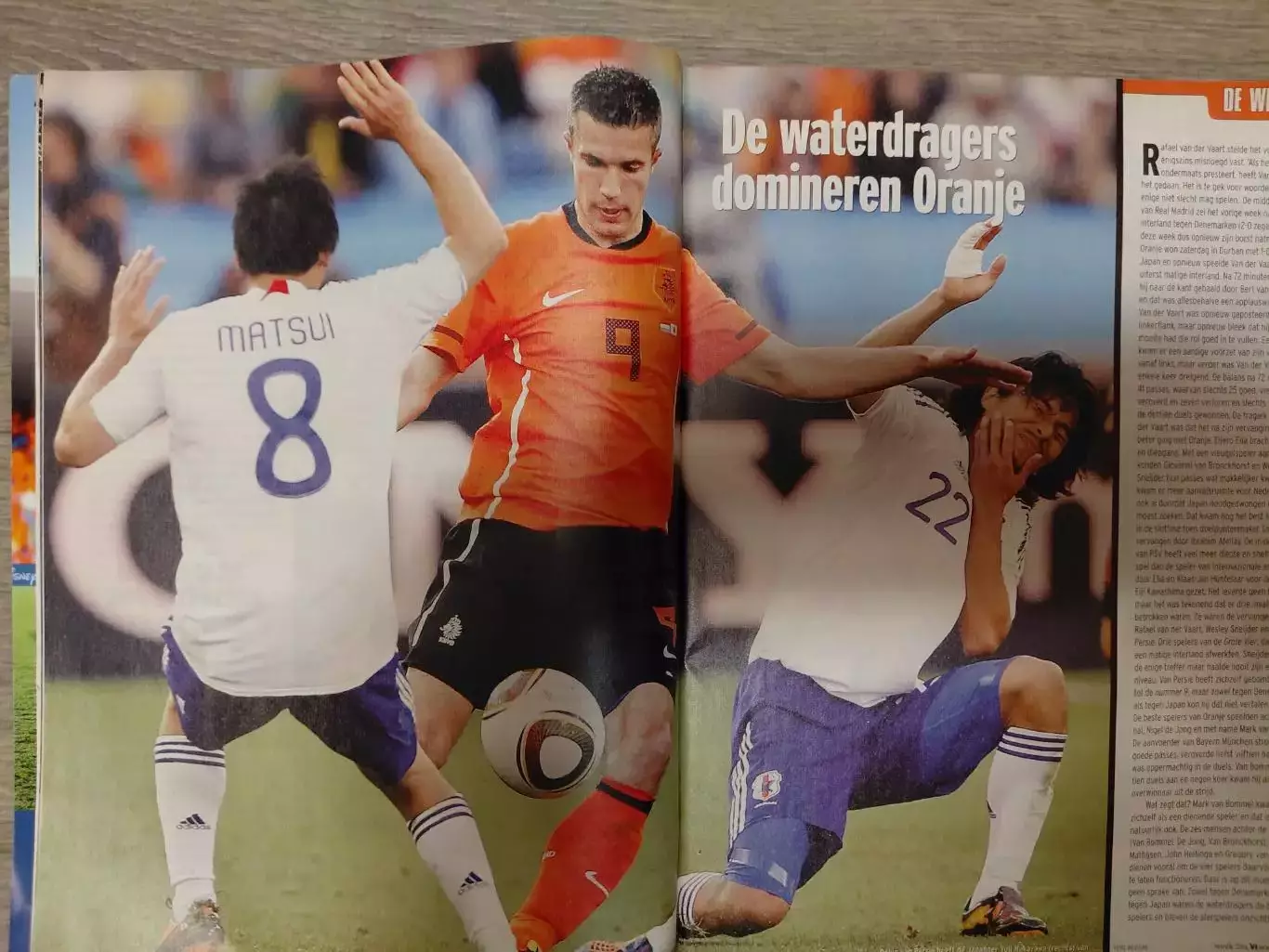 Voetball International..2010 5