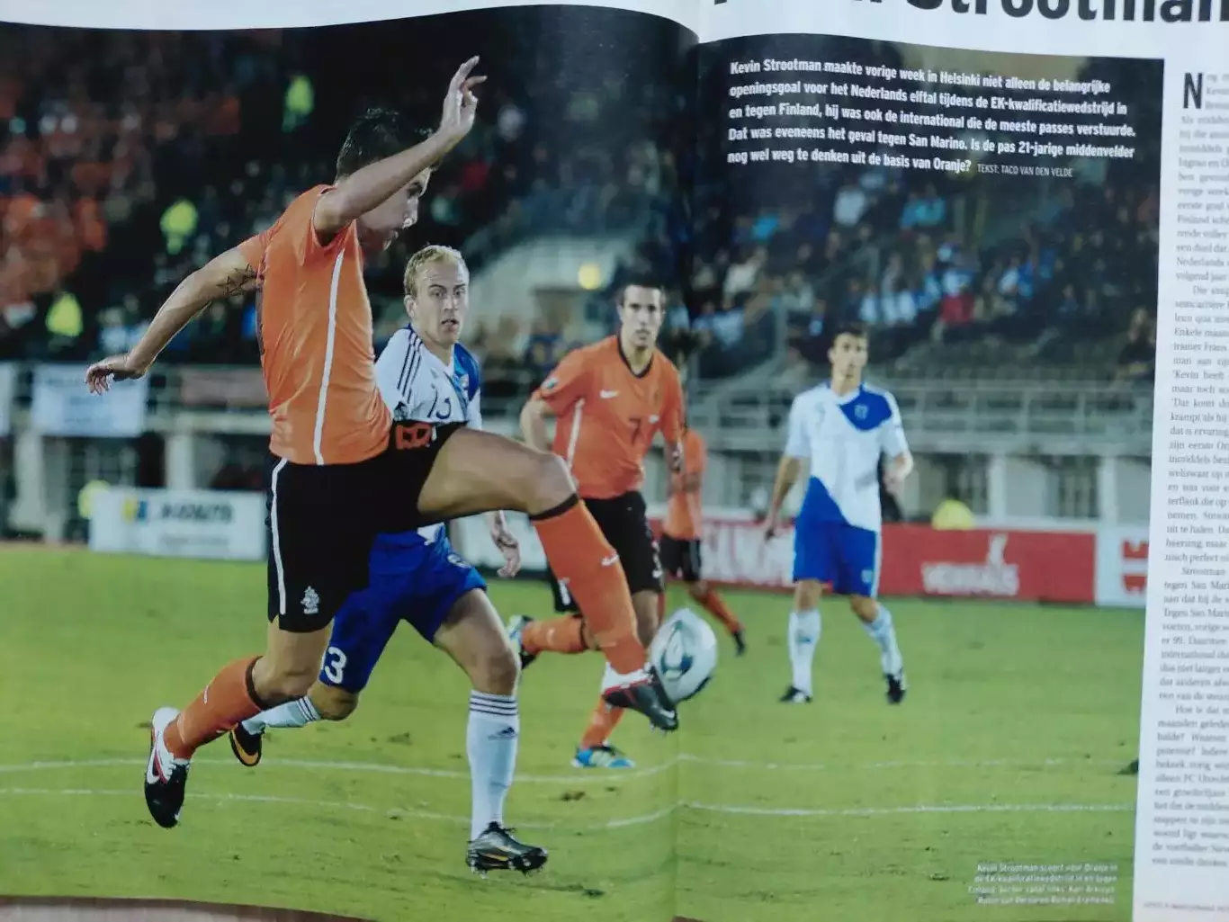 Voetball International.2011 7