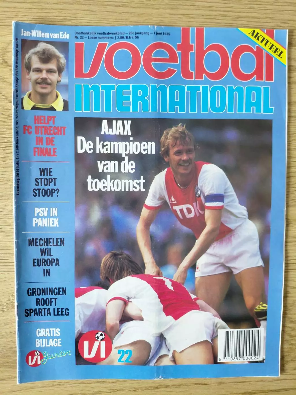 Voetball International.1985