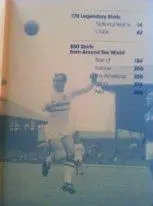 Книга 1000 футбольных футболок.(1000 football shirts). 1