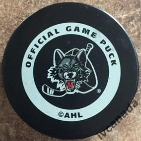 Шайба официальная игровая хоккейный клуб ''Chicago Wolves'' AHL США. USA