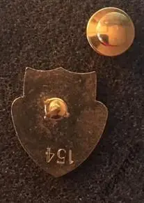 Знак (значок) OFFICIAL THE ONTARIO JOCKEY CLUB. Canada 2