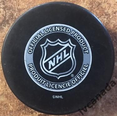 Официальная лицензионная шайба Торонто Мейпл Лифс (Toronto Maple Leafs) NHL 1