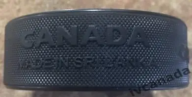 Официальная шайба сборная Канады по хоккею (TEAM CANADA) 1