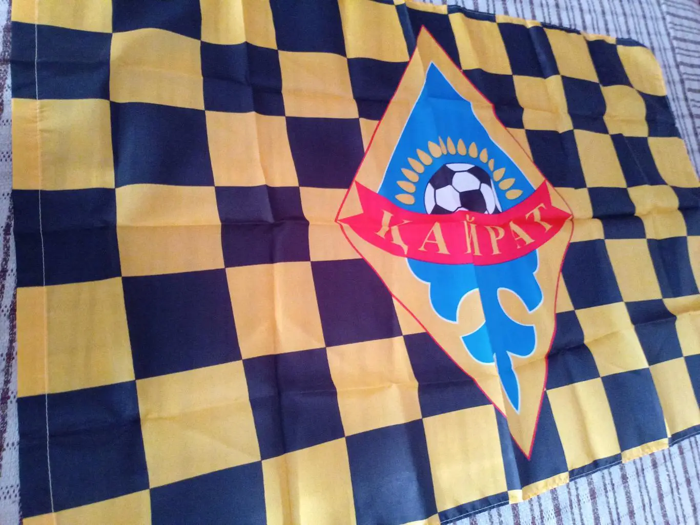 Флаг Кайрат Алматы, Казахстан (официальный, шёлк) размер 58см - 88см