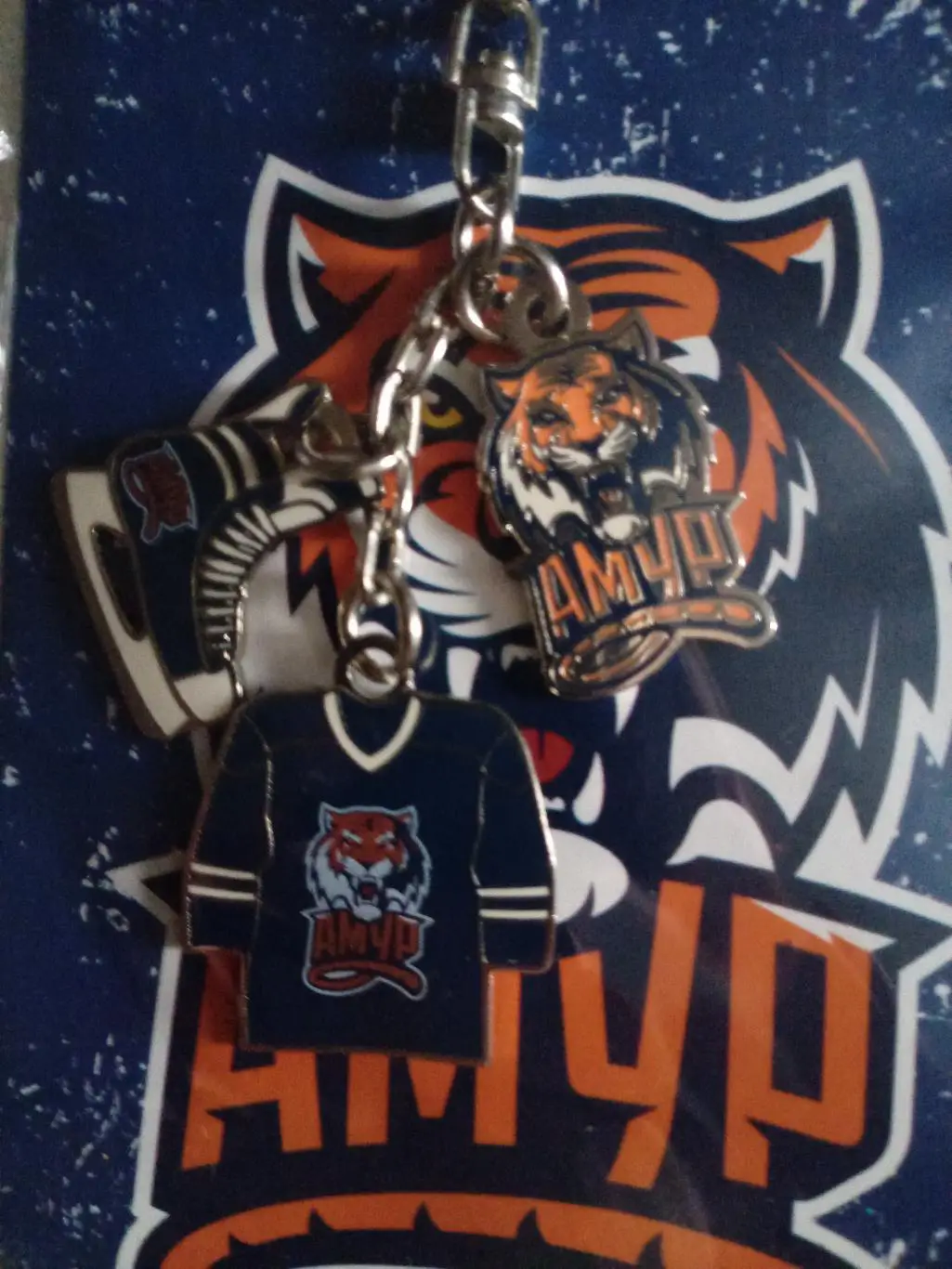 Брелок Амур Хабаровск #42 официальный 3 в 1 (металл) сезон 2014/15