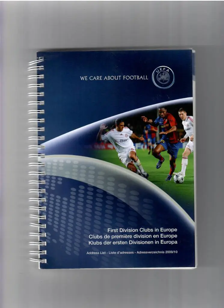 Ежегодник УЕФА 2009-10(адреса всех клубов Европы)