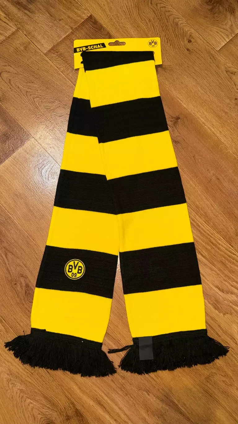 Шарф. Боруссия Дортмунд