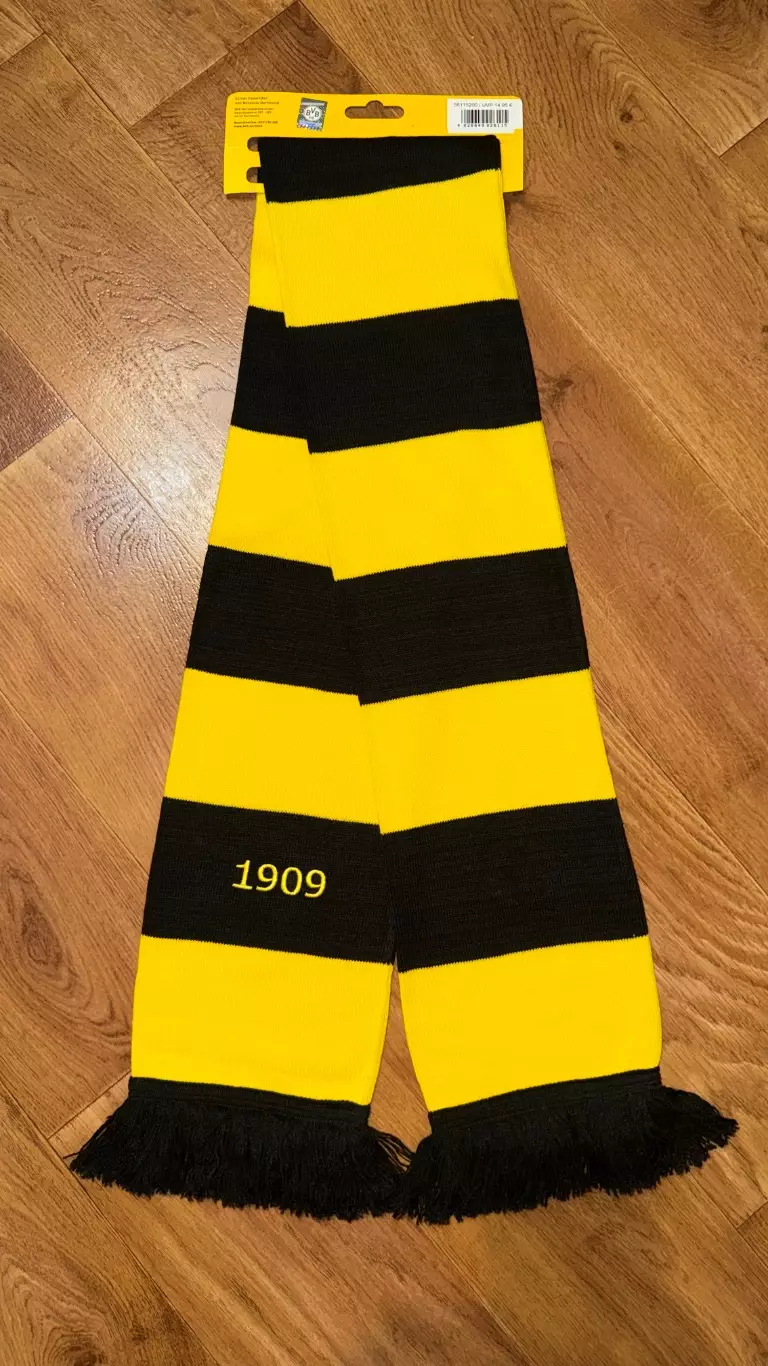 Шарф. Боруссия Дортмунд 1