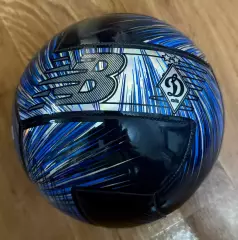 Мяч футбольный. Динамо Киев. Размер 5. Вид 2