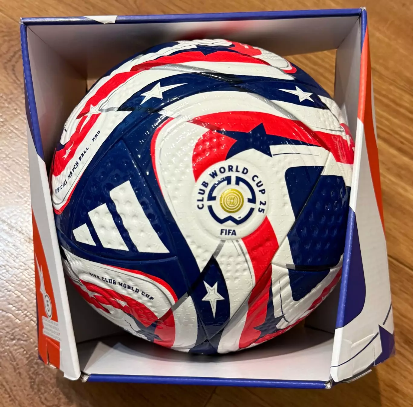 Мяч футбольный. Клубный чемпионат мира 2025