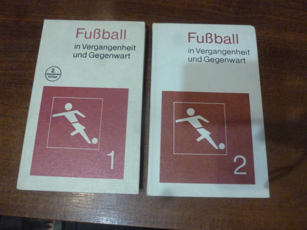 Книги Немецкий футбол в прошлом и настоящем. Нем.яз. Много интересного