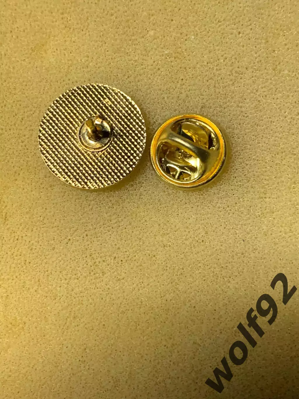 Знак Федерация Футбола Нидерланды (37) / Ретро / 2025 1