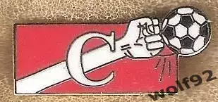 Знак Спартак Москва /Мяч/Кулак /1999