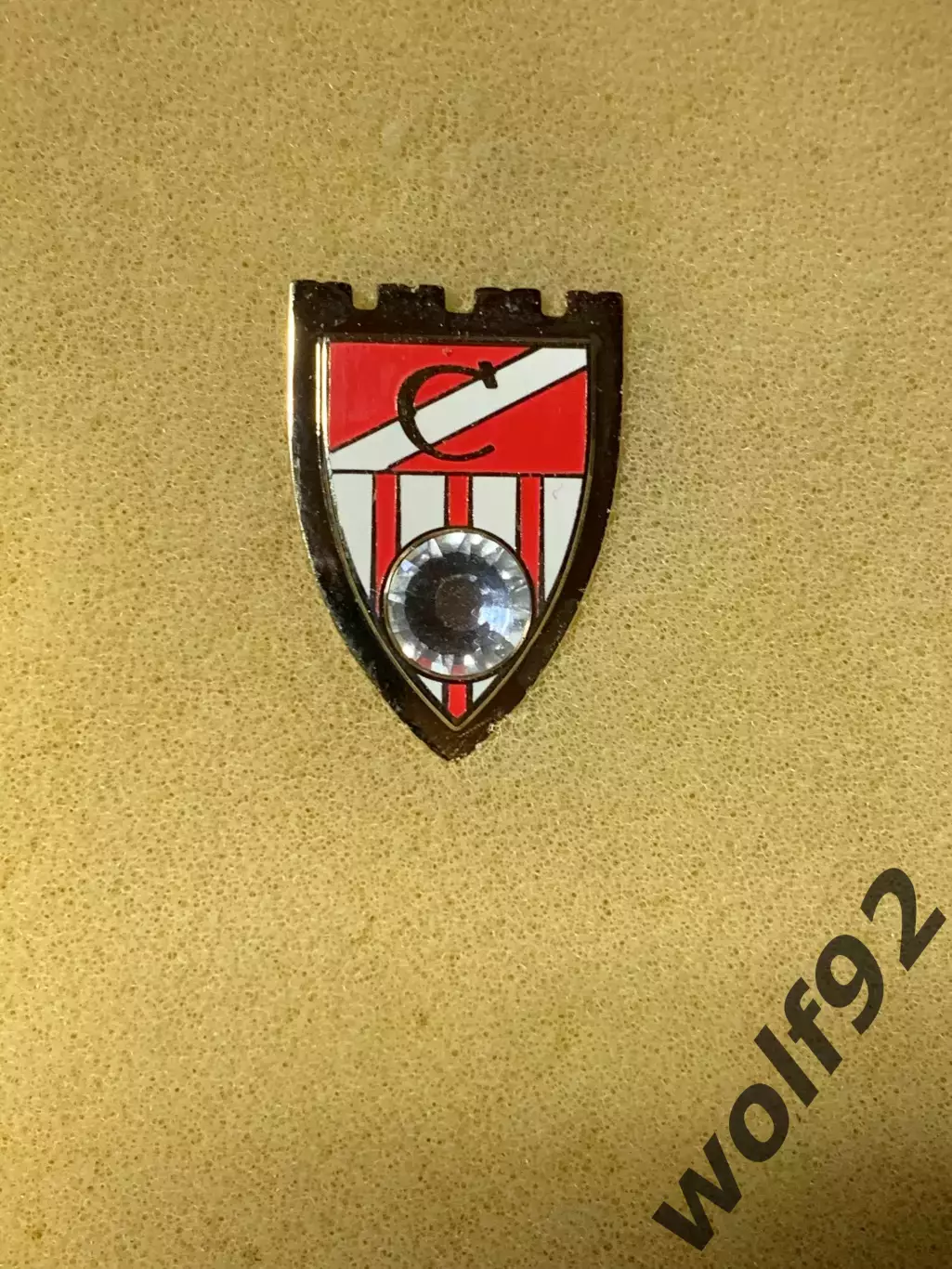 Знак Спартак Москва ретро (стразовый стеклокамень) / 2000-е гг. 1