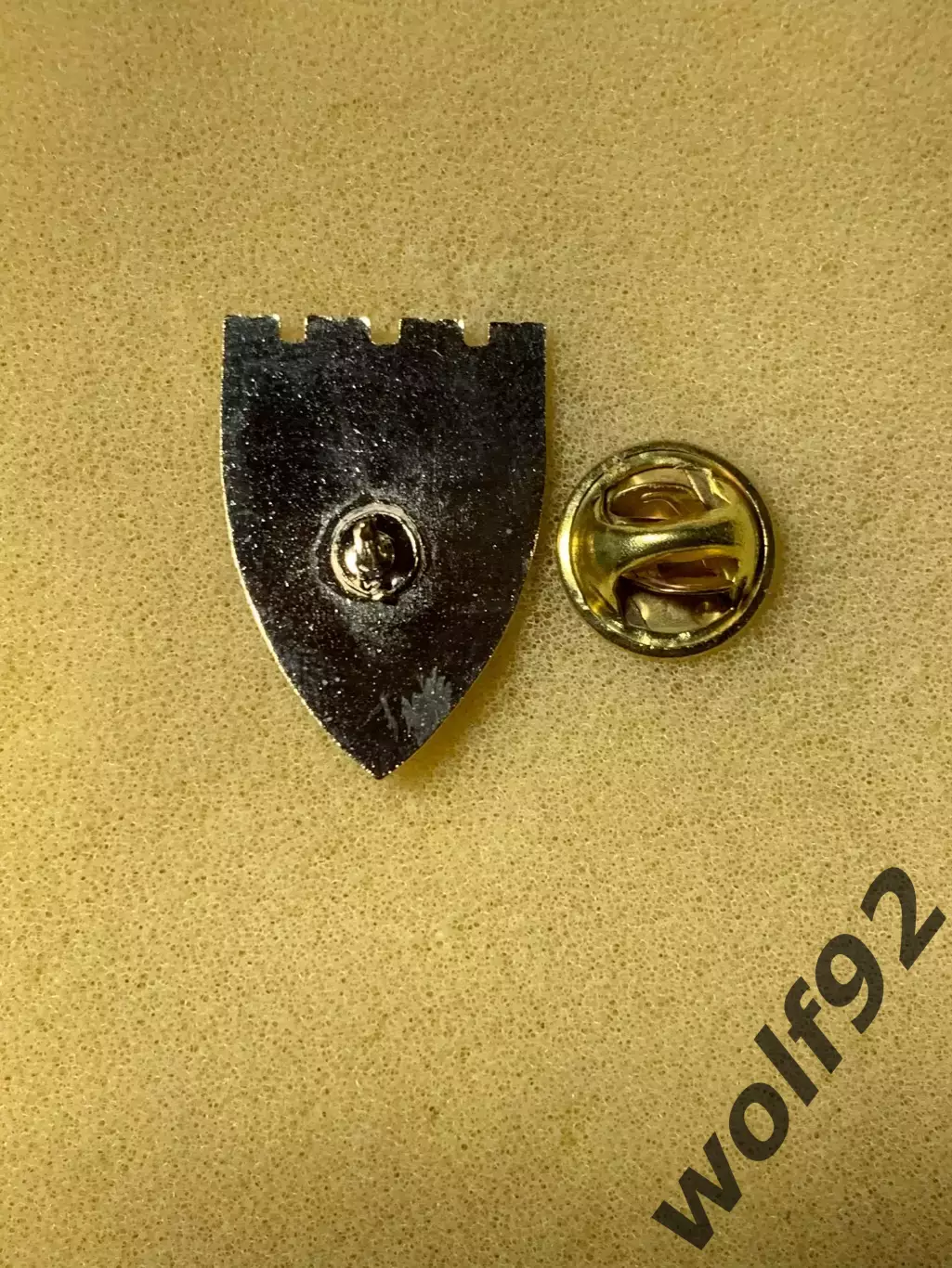 Знак Спартак Москва ретро (стразовый стеклокамень) / 2000-е гг. 2