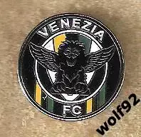 Знак Венеция Италия (3) / Venezia FC / 2016-17
