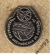 Знак Федерация Футбола Мозамбик (1) / Пр-во Швеция / 1990-е гг.