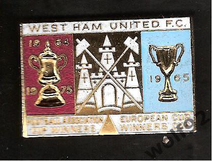 Знак Вест Хэм Англия (13) /West Ham Utd FA Cup Winners 1964,75 European CWC 1965