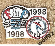 Знак Федерация Футбола Люксембург (4) 90 лет / 1908-1998 / Оригинал 1998 г.
