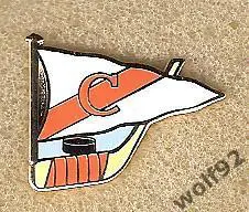 Знак Хоккей Спартак Москва / Флаг/Клюшка/Шайба (2)