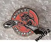Знак Хоккей Спартак Москва Кабан/Клюшка / малый /2000-е (размер 19х12 мм)