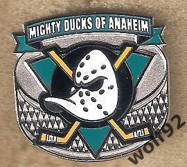 Знак Хоккей Анахайм Дакс НХЛ(8) /Anaheim Ducks NHL /Официальный/TM @ NHL /2000-е