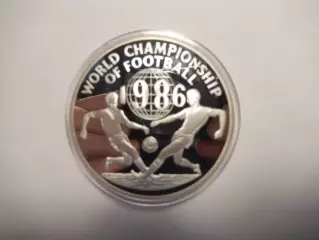 Ямайка 100 долларов 1986 год. Чемпионат мира по футболу 1986 года. Серебро.