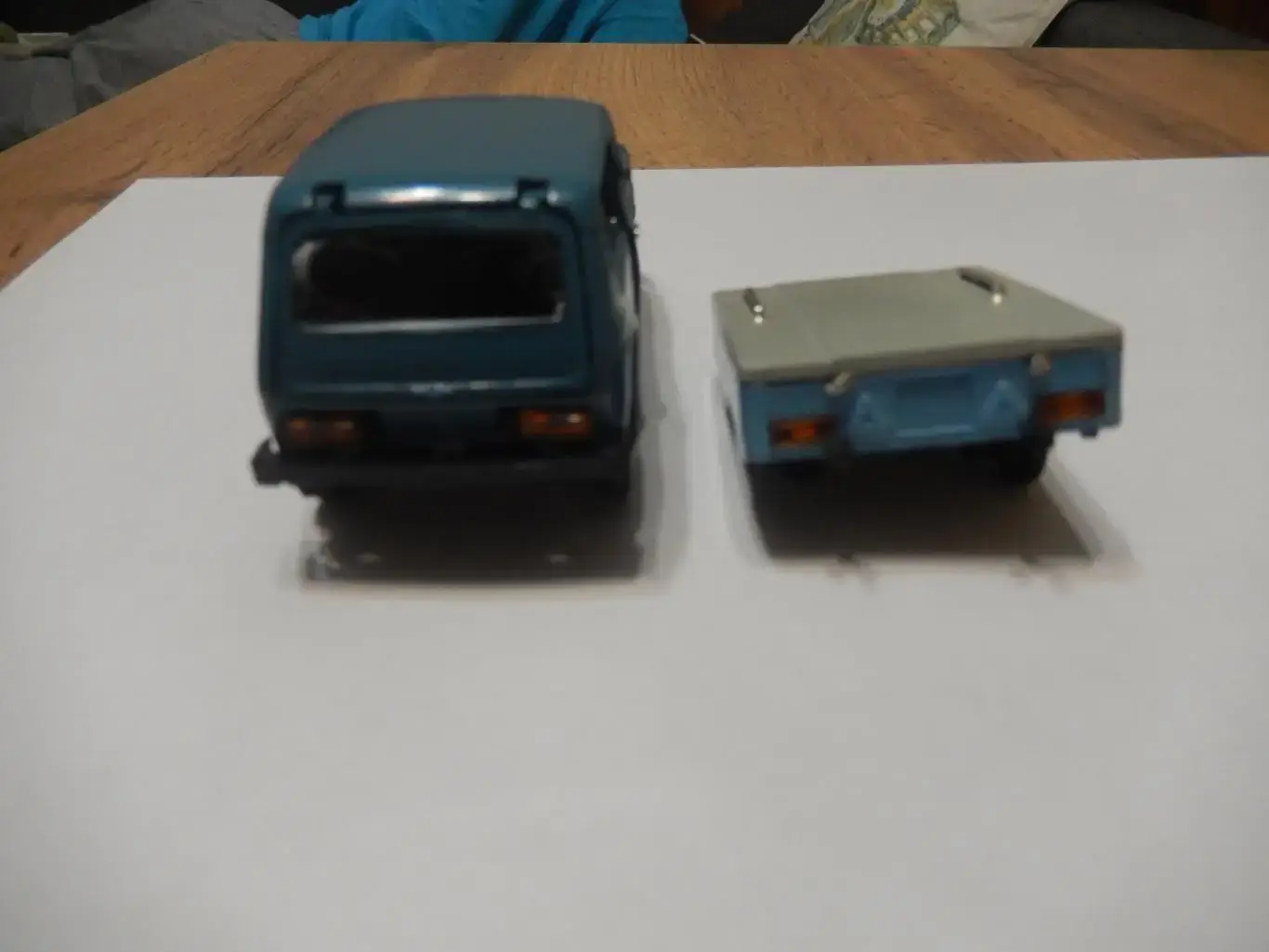 Модель автомобиля в масштабе 1:43 ВАЗ 2121 НИВА с прицепом СКИФ. Постномерная. 3