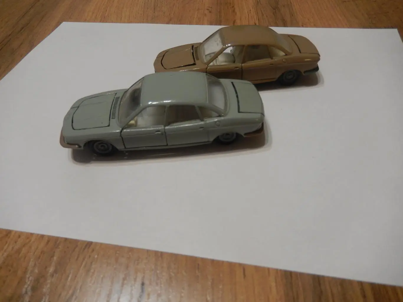 Модель машины в масштабе 1:43 NSU PO 80. Серая.