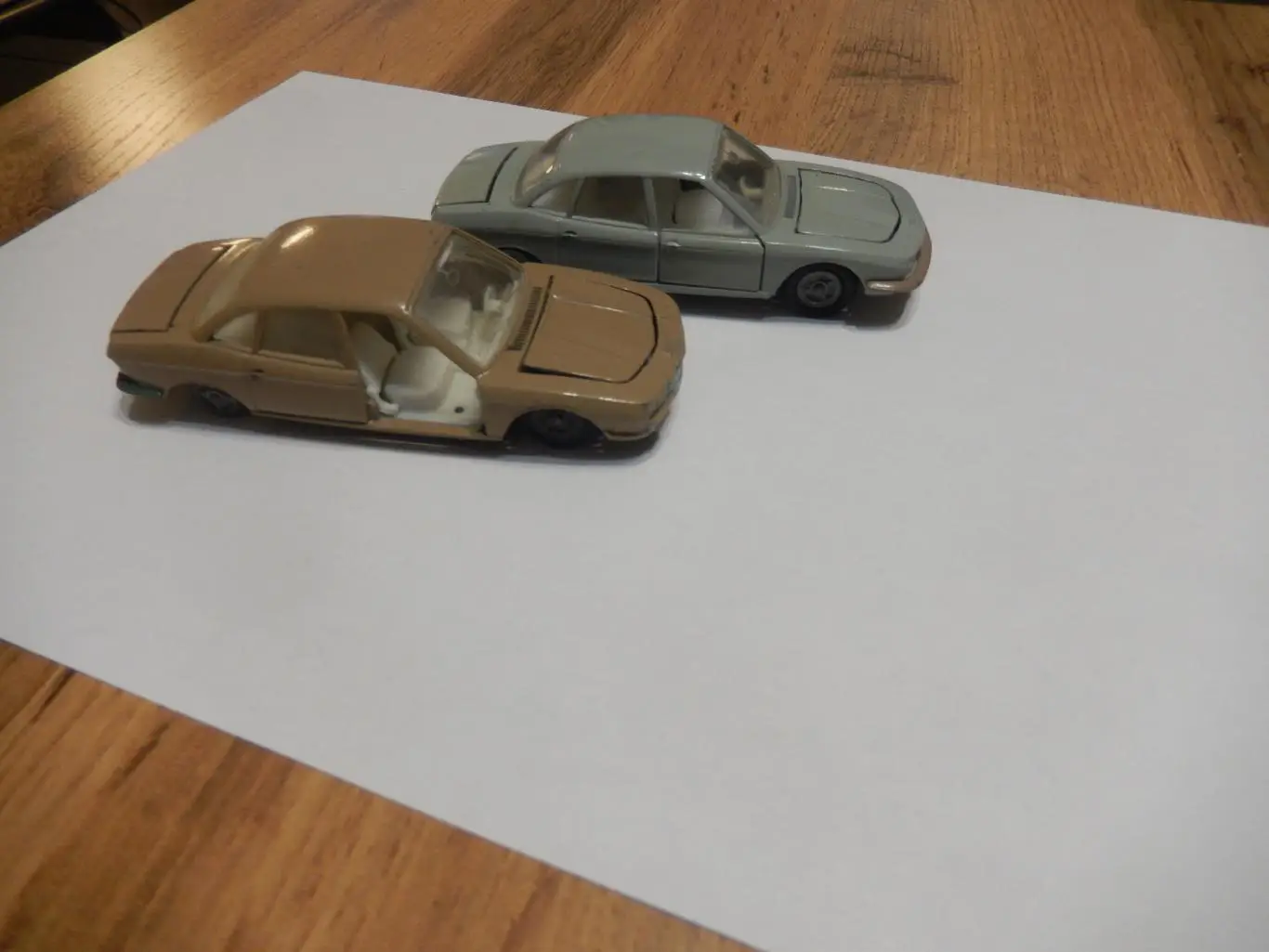 Модель машины в масштабе 1:43 NSU PO 80. Серая. 1