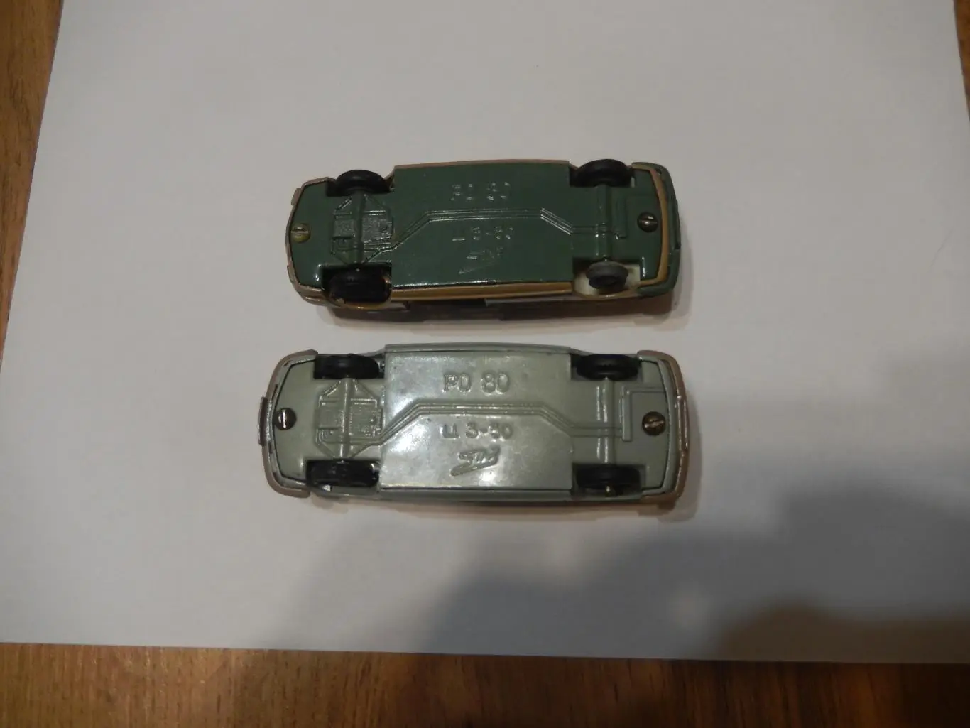 Модель машины в масштабе 1:43 NSU PO 80. Серая. 2