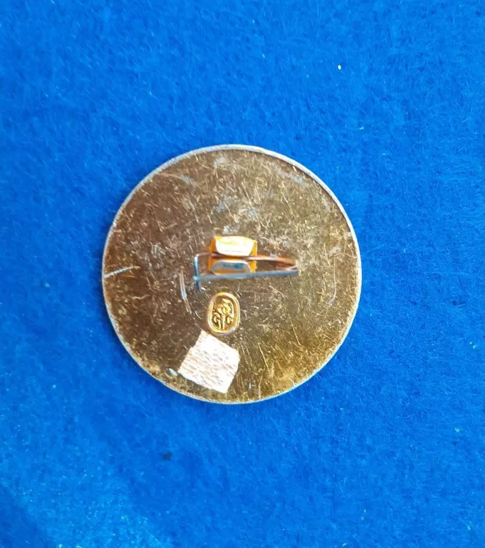 Космос (1512). Летчик-космонавт СССР В.М. Комаров 1927-1977. 1