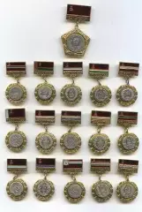 Гербы и флаги союзных республик СССР. 1993 г. Полный набор одним лотом.