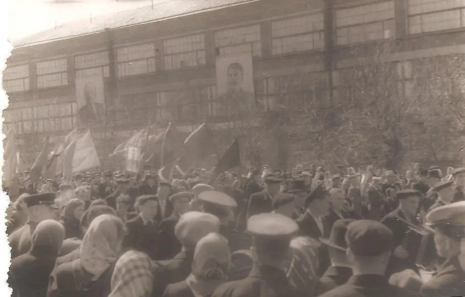 Старые фотографии. Демонстрация.