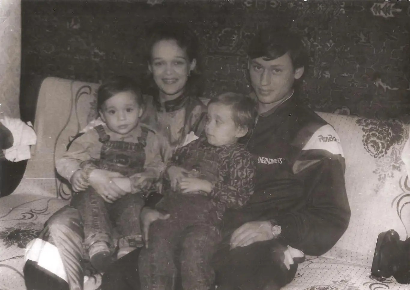 Одесский футбол. Илья Цимбаларь со своей семьей.