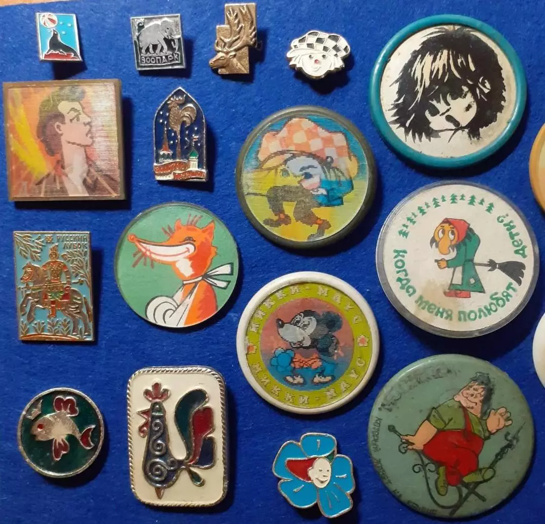 Детские сказки. 29 значков одним лотом. 1