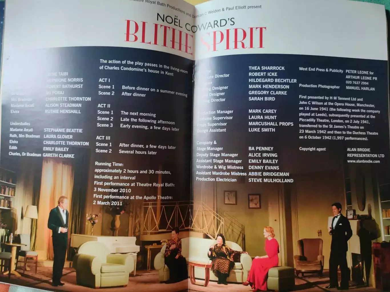 Театральная программка Apollo Theatre c автографом Ruthie Henshall / Рут Хэншэлл 4