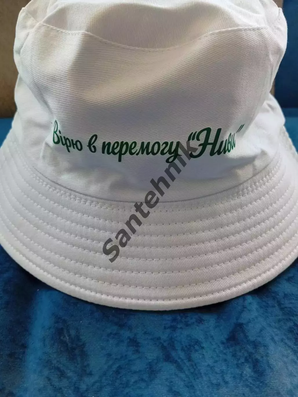 Нива Винница Вінниця. Кепка Вірю в перемогу...