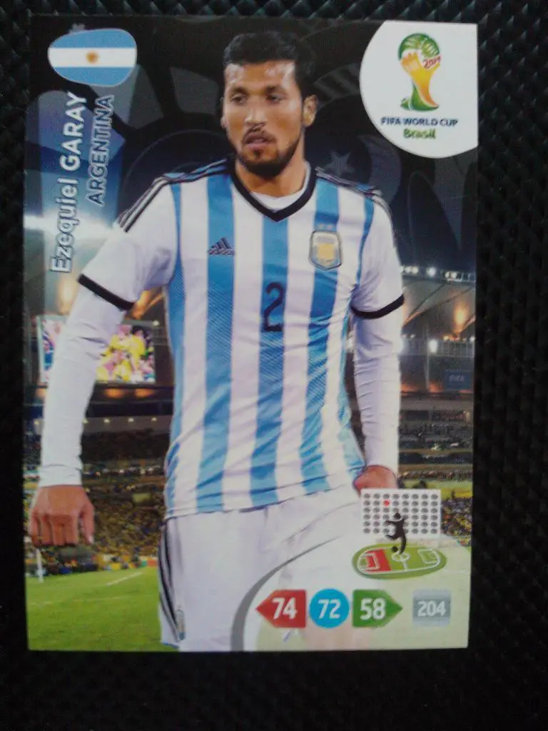 PANINI Чемпионат Мира 2014. Adrenalyn XL №10 Гарай