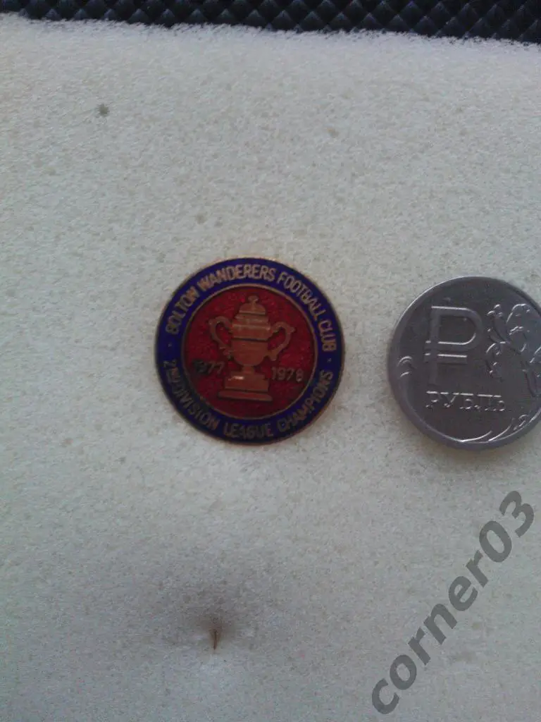 Болтон Уондерерс, сезон 1977/78, победитель 2-го дивизиона, игла